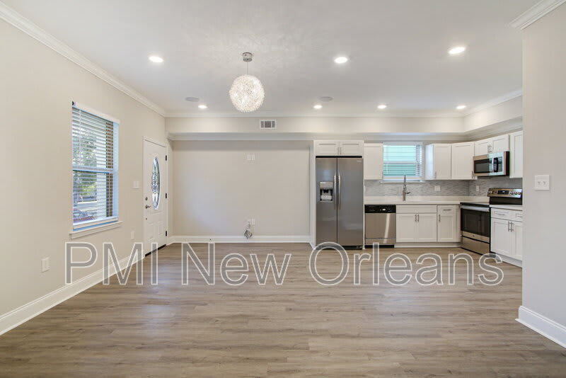 2232 Bienville St – photo 4