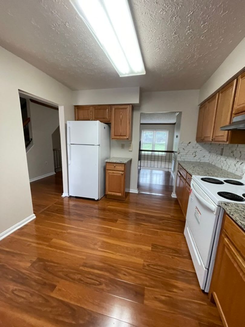 SPACIOUS TH IN GAITHERSBURG – photo 4