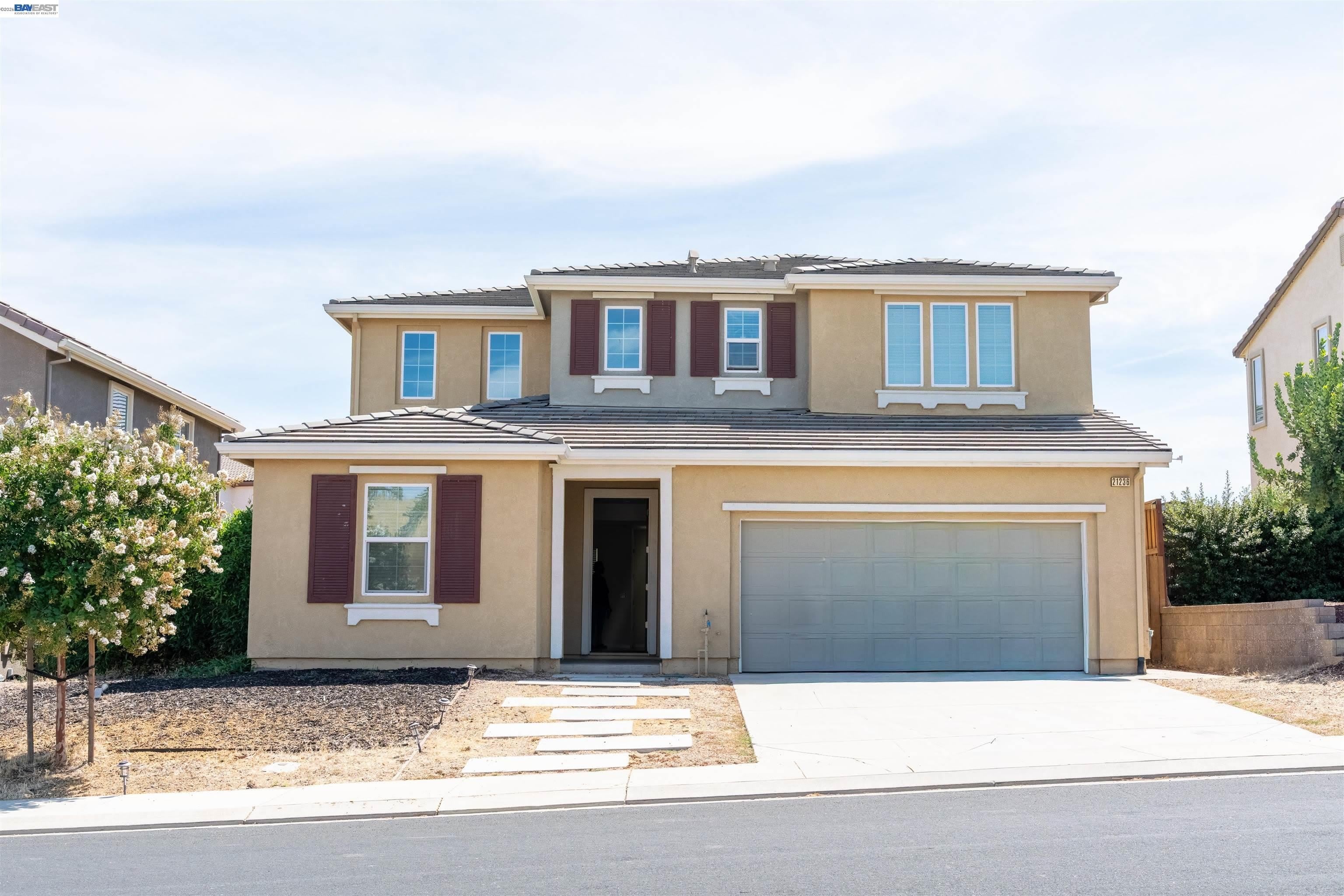 21236 Grapevine Dr – photo 1