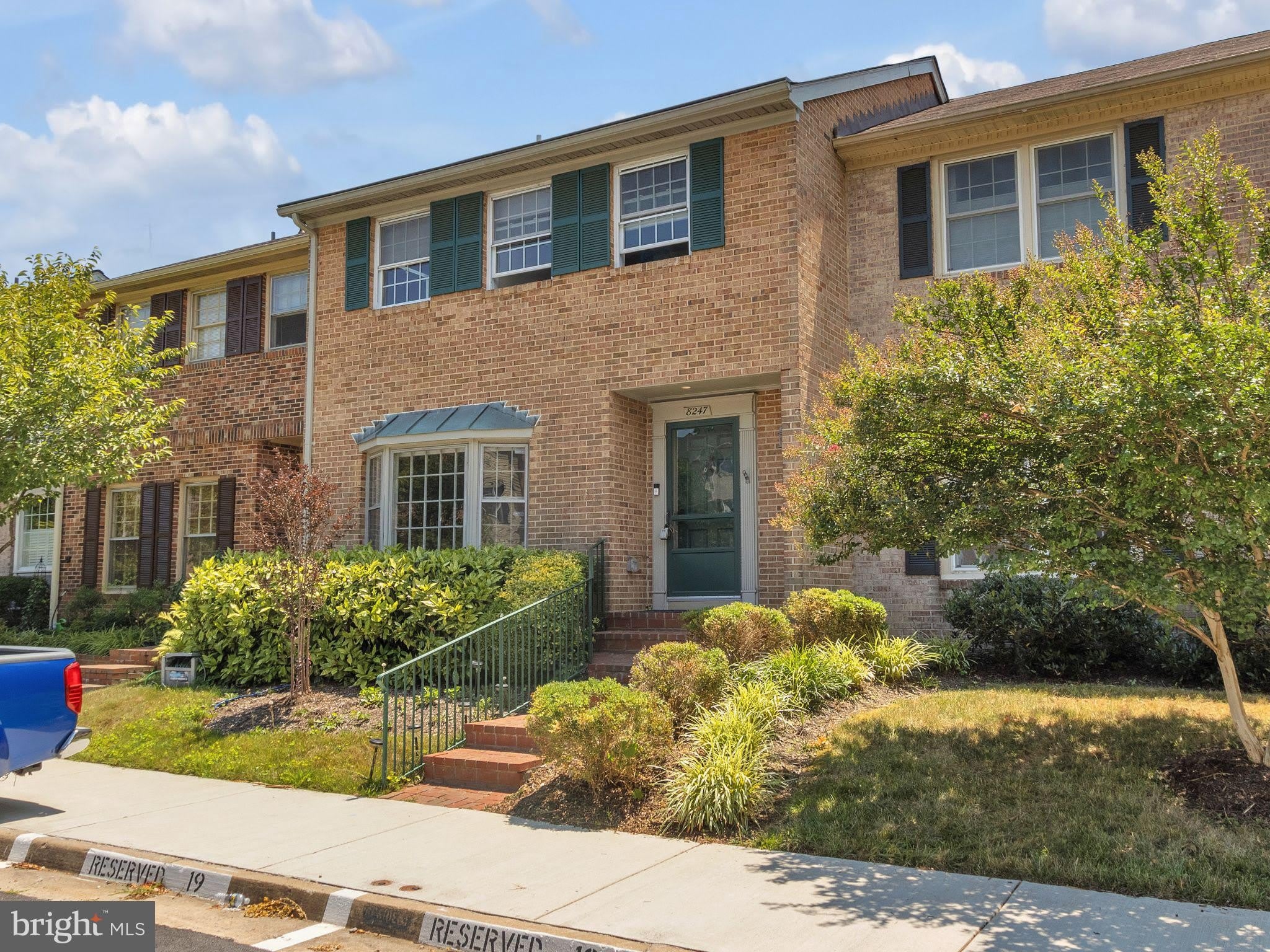 8247 Clifton Farm Court – photo 2