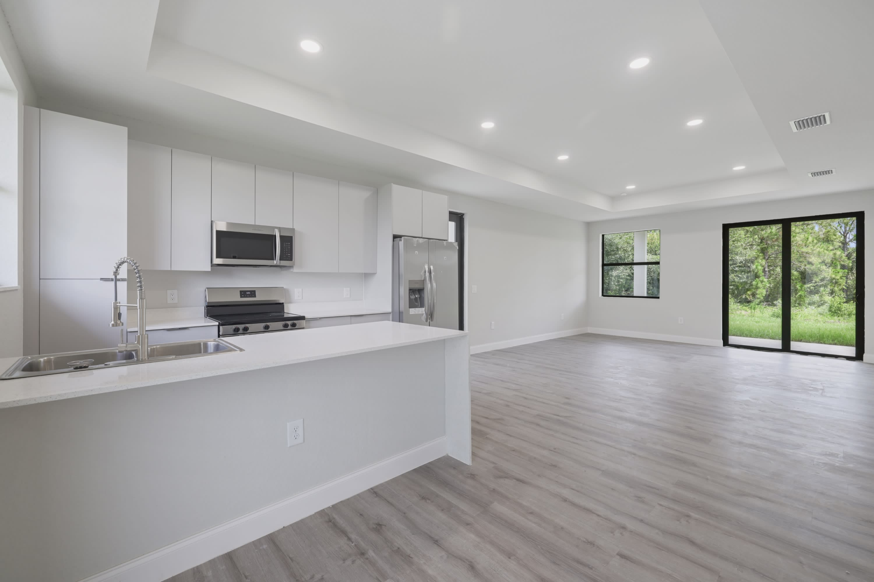 3216 53rd Street West – photo 5