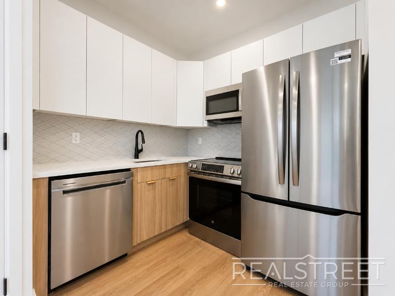1260 Prospect Place – photo 3