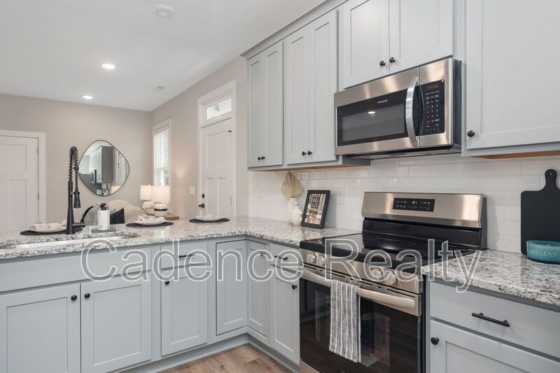 1785 Perimeter Loop – photo 2