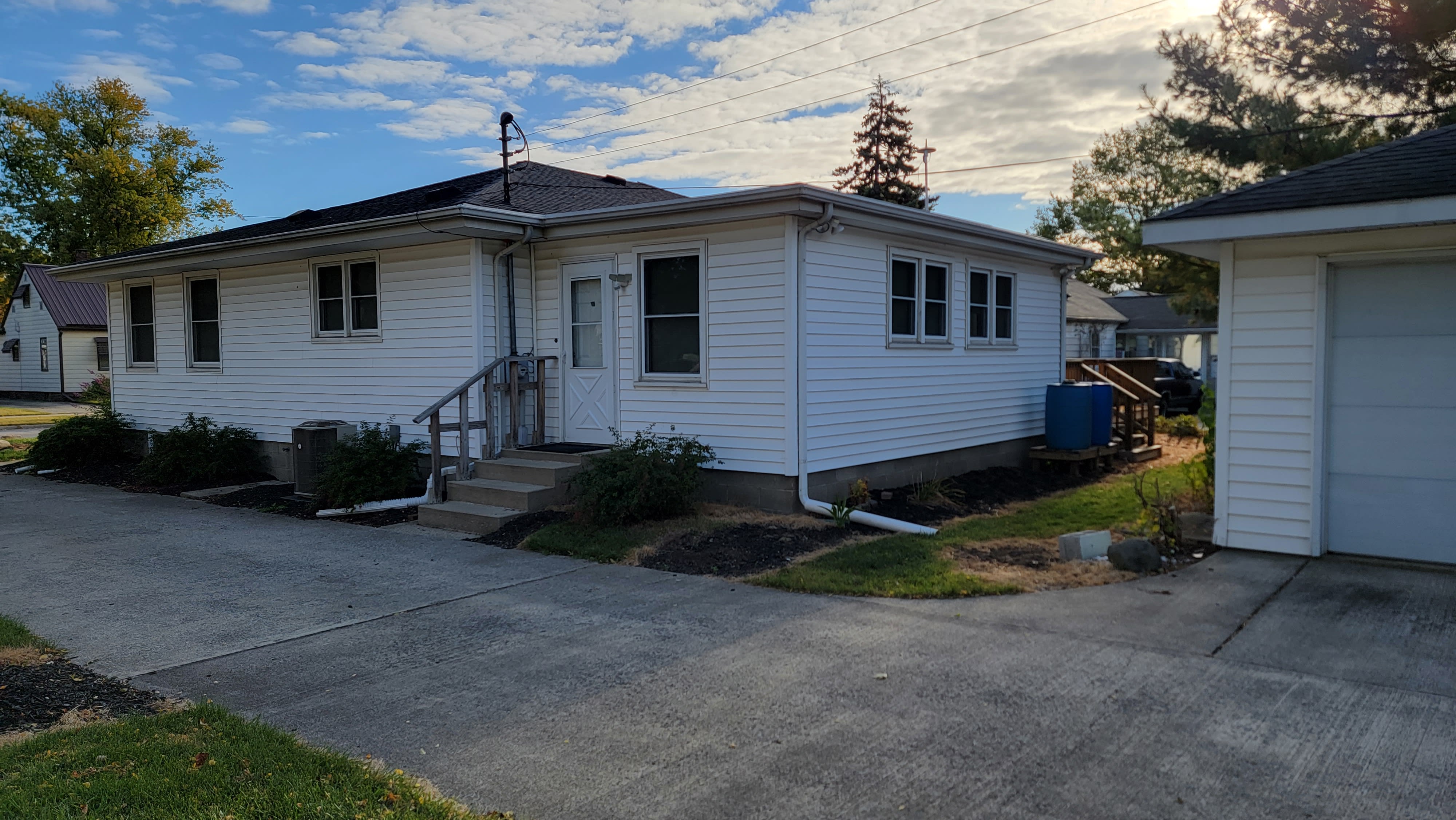 2705 Main St – photo 1