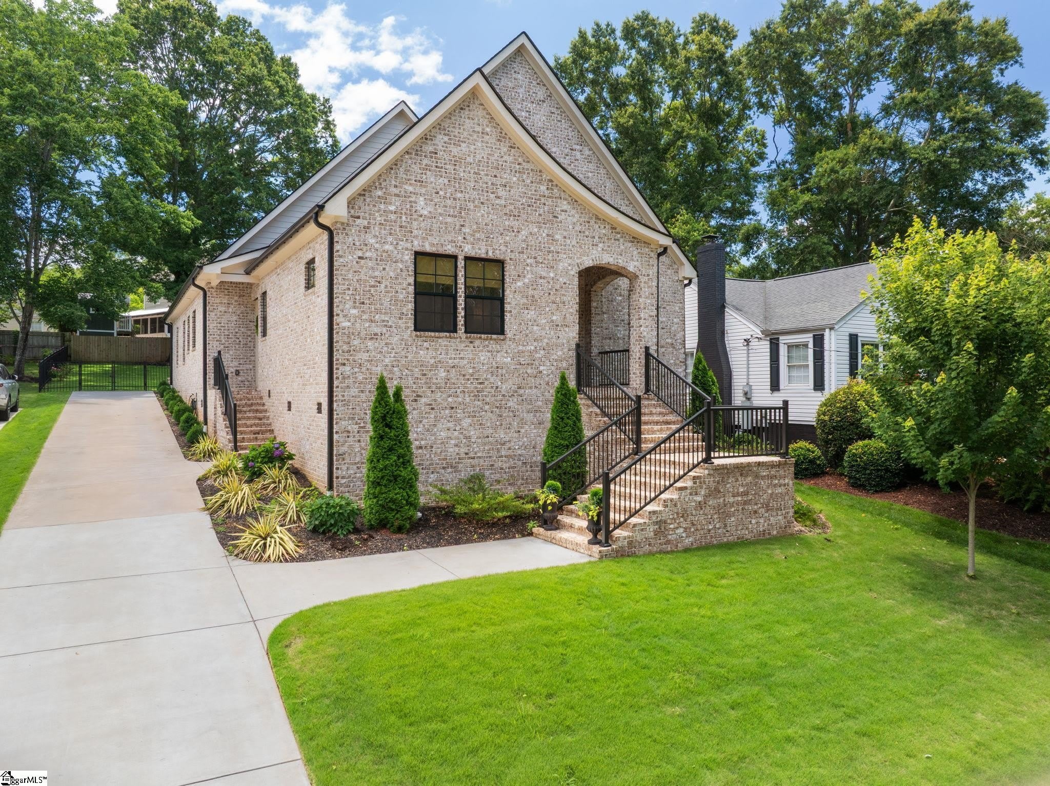 229 Cammer Avenue – photo 2