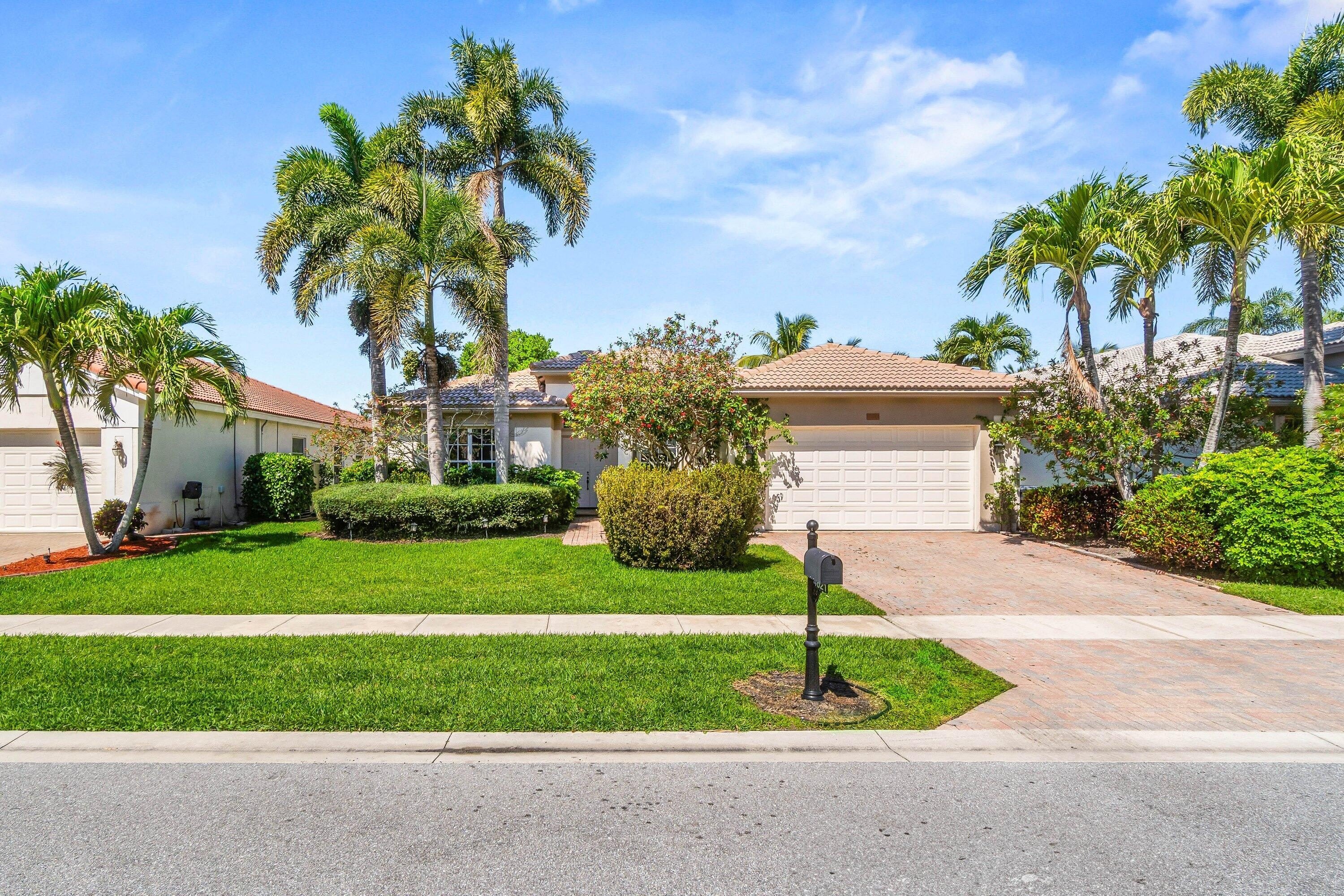 4621 Windward Cove Lane – photo 1