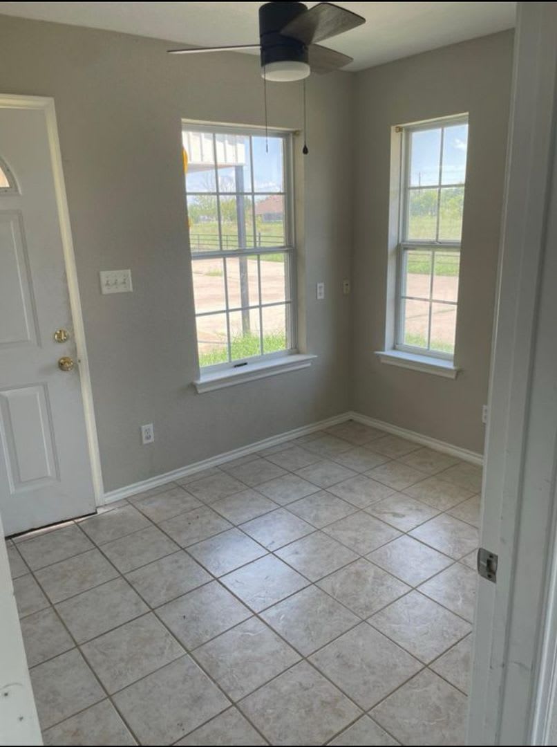 Charming 3BR House in Anna – photo 2