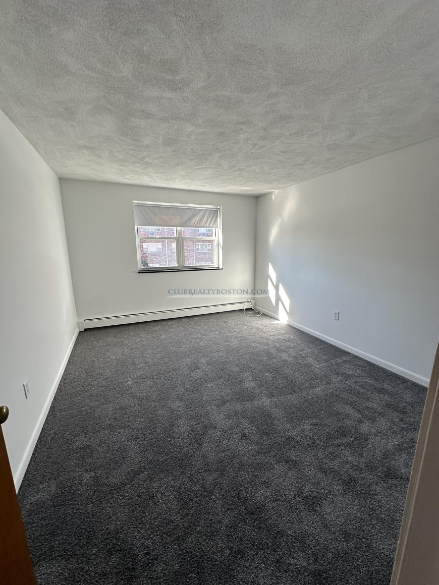 155 Lexington St. – photo 5