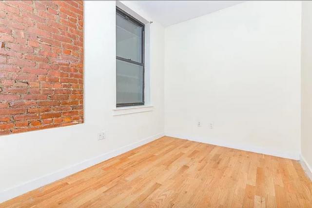 591 Franklin – photo 3