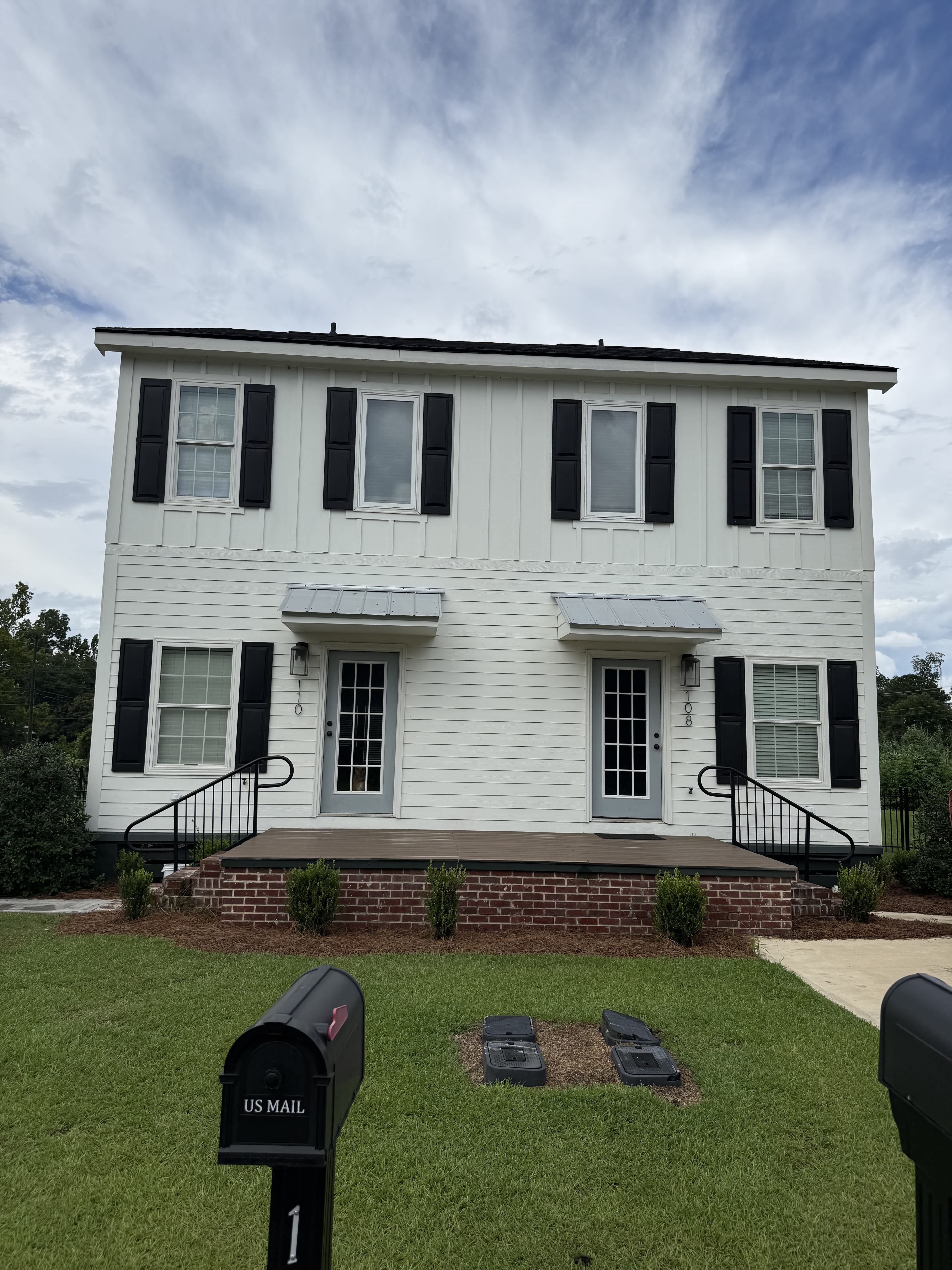 100 110 Pine St – photo 2