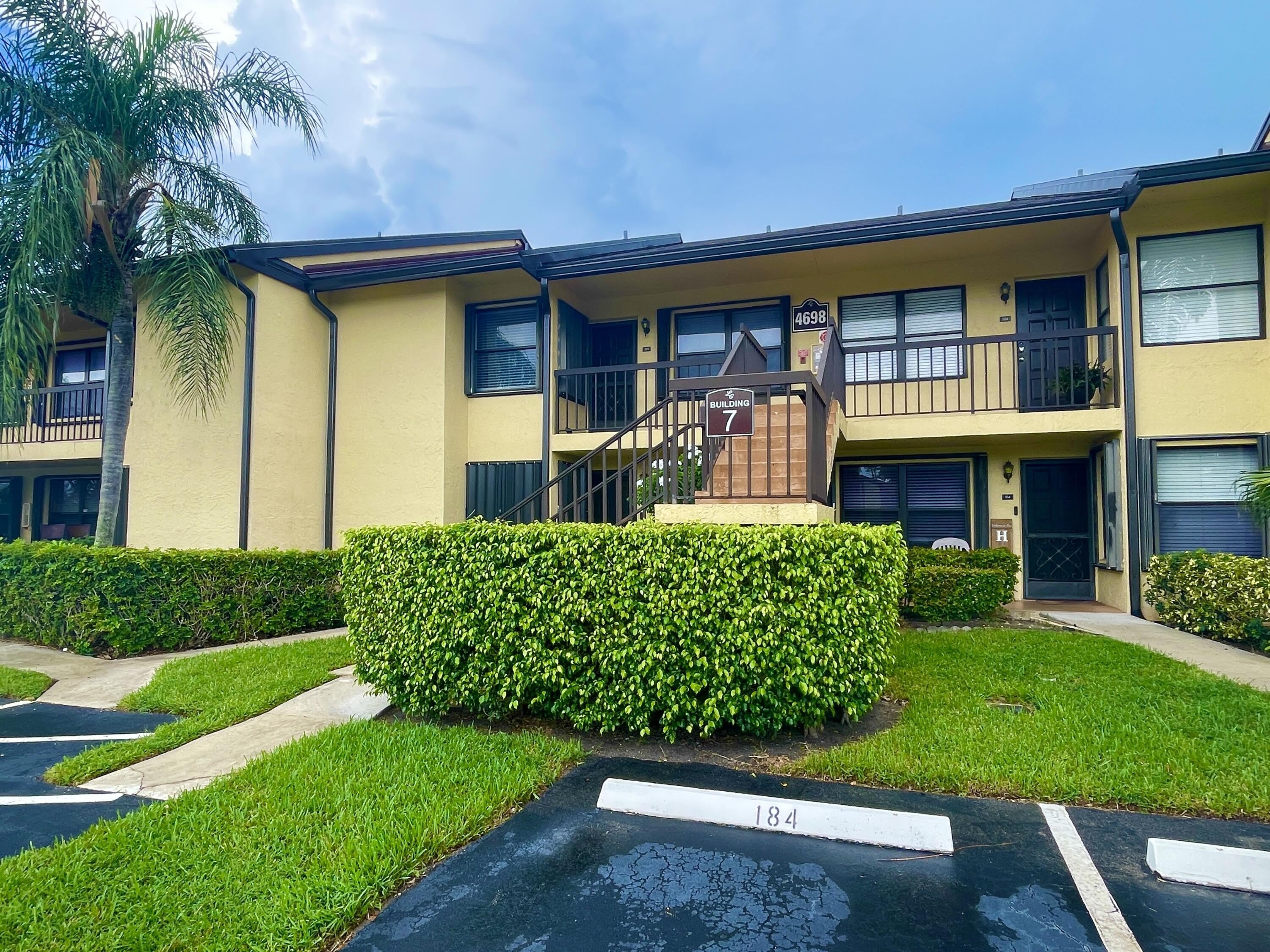 4698 Lucerne Lakes Boulevard E – photo 1
