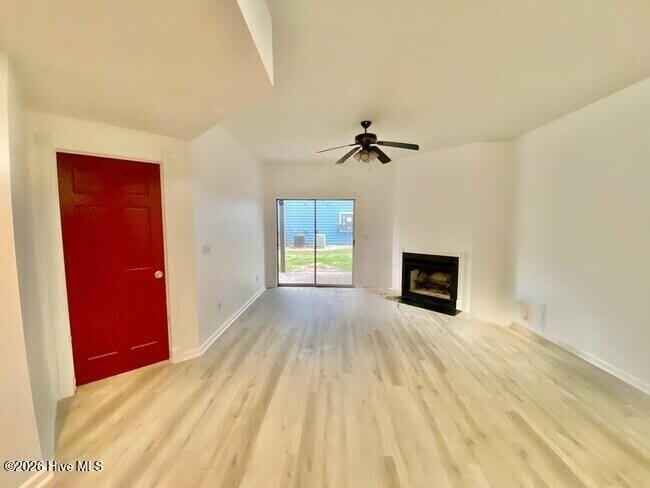 4240 Wilshire Boulevard – photo 5