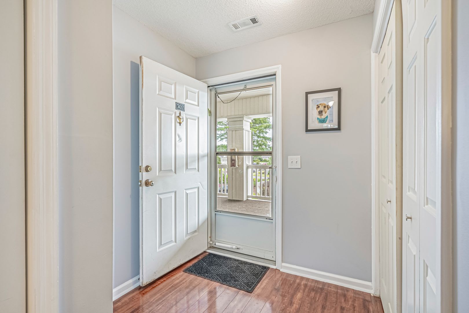 2 Bed 2 Bath Long Term Rental – photo 3