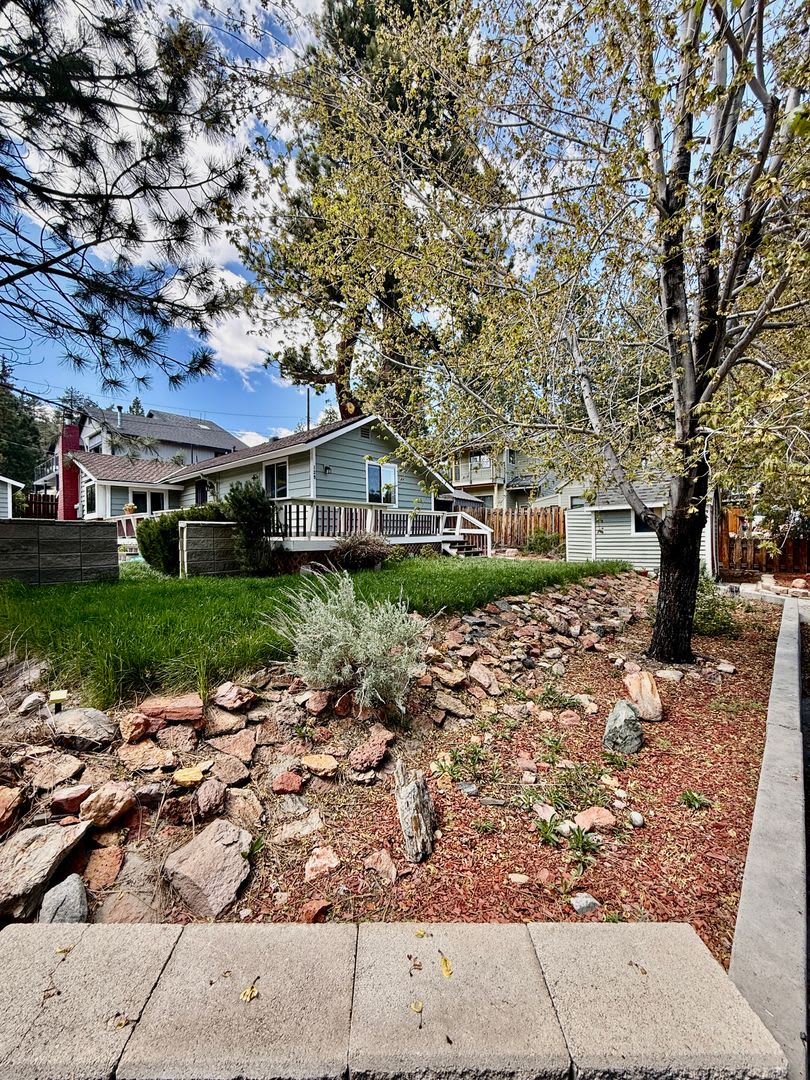 Sunny Slopes Mountain Retreat Spacious 3Bd Home With Large Yard – photo 2