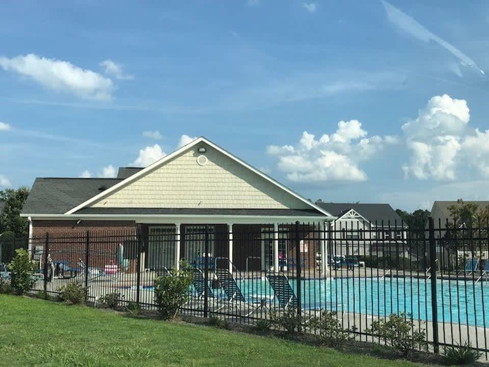 Before You Rent An Apartment In Grovetown 3Br 2 Baths Split Floor Plan Fenced Yard 2Car Garage Community Pool Extra Storage – photo 5