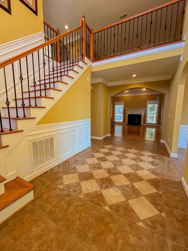 726 Wine Cellar Cir – photo 3