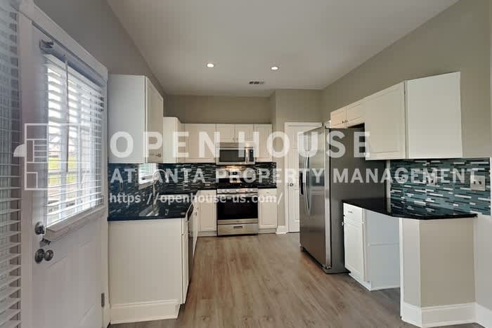 1461 Rosewood Creek Drive – photo 4