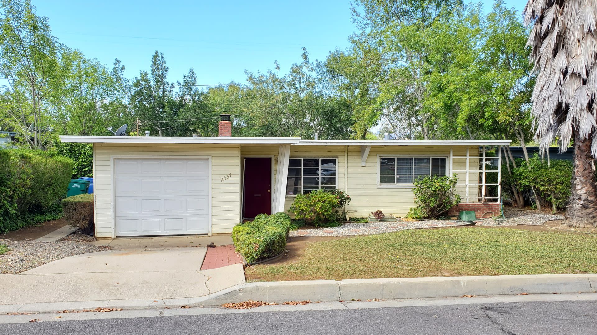 2537 Greta Place – photo 1