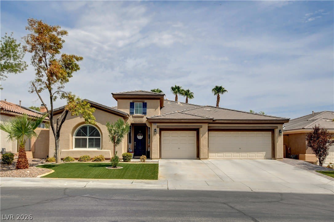 8086 Merlewood Avenue – photo 1