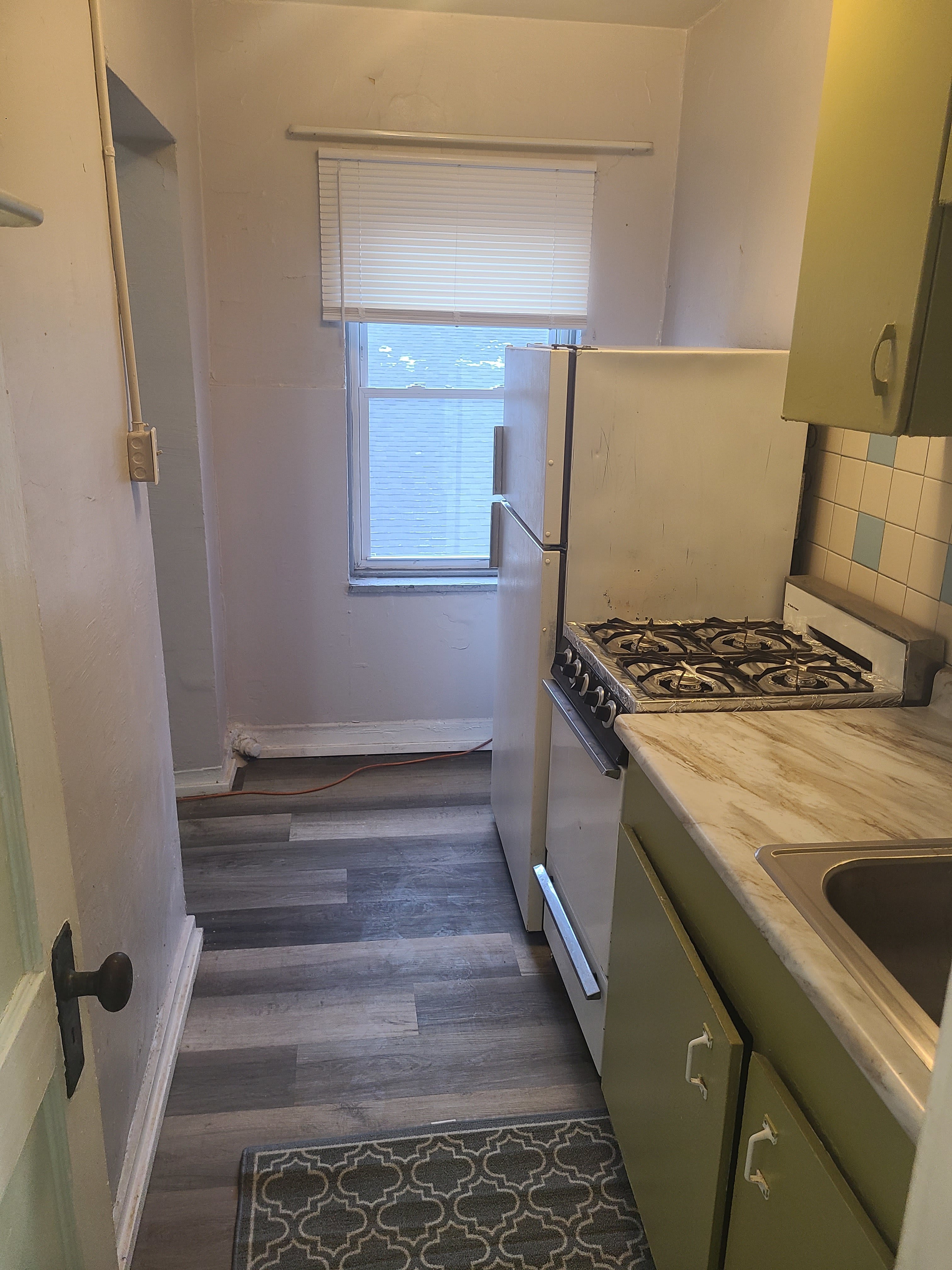 2344 Prospect Avenue East – photo 4