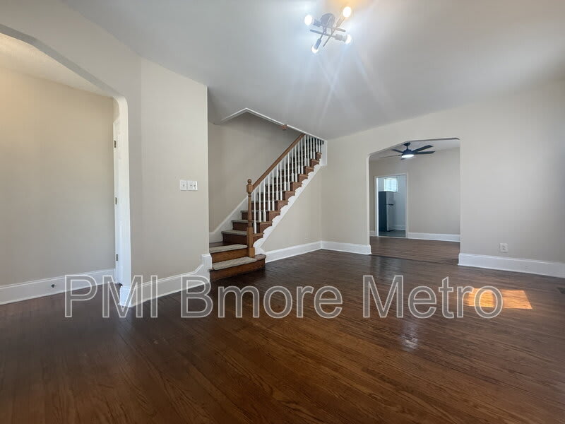 519 E Coldspring Lane – photo 3