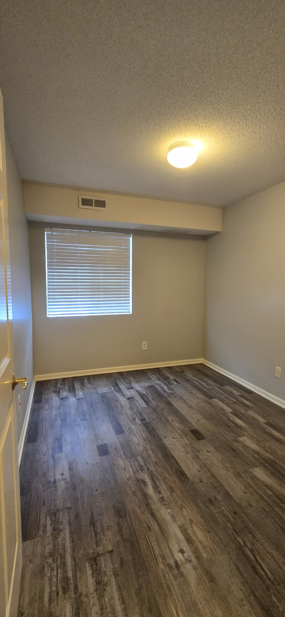 861 37th Avenue Northwest – photo 2