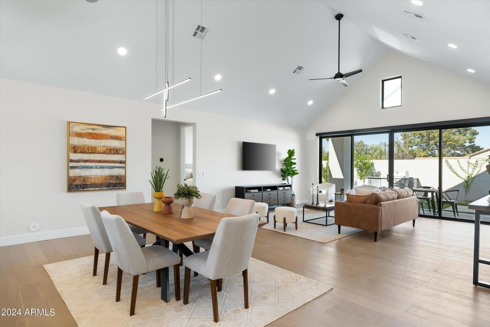 6324 N 10th Drive – photo 2