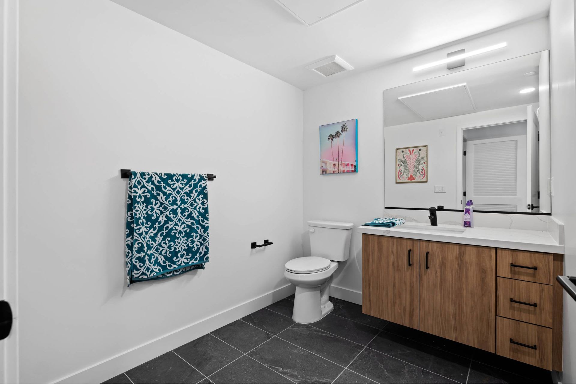 MODERNO Axis Luxury Living – photo 4