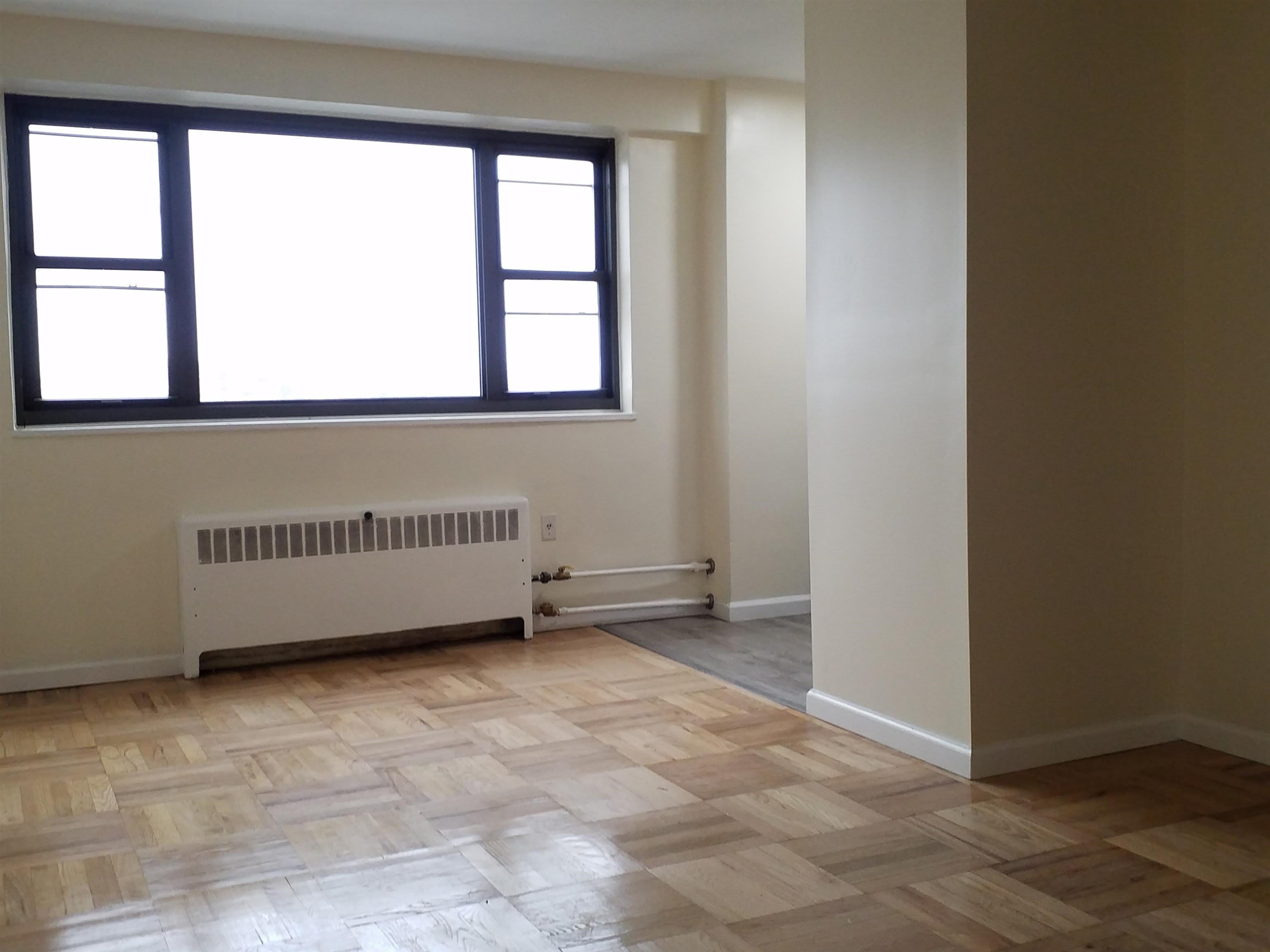6515 BLVD E – photo 2