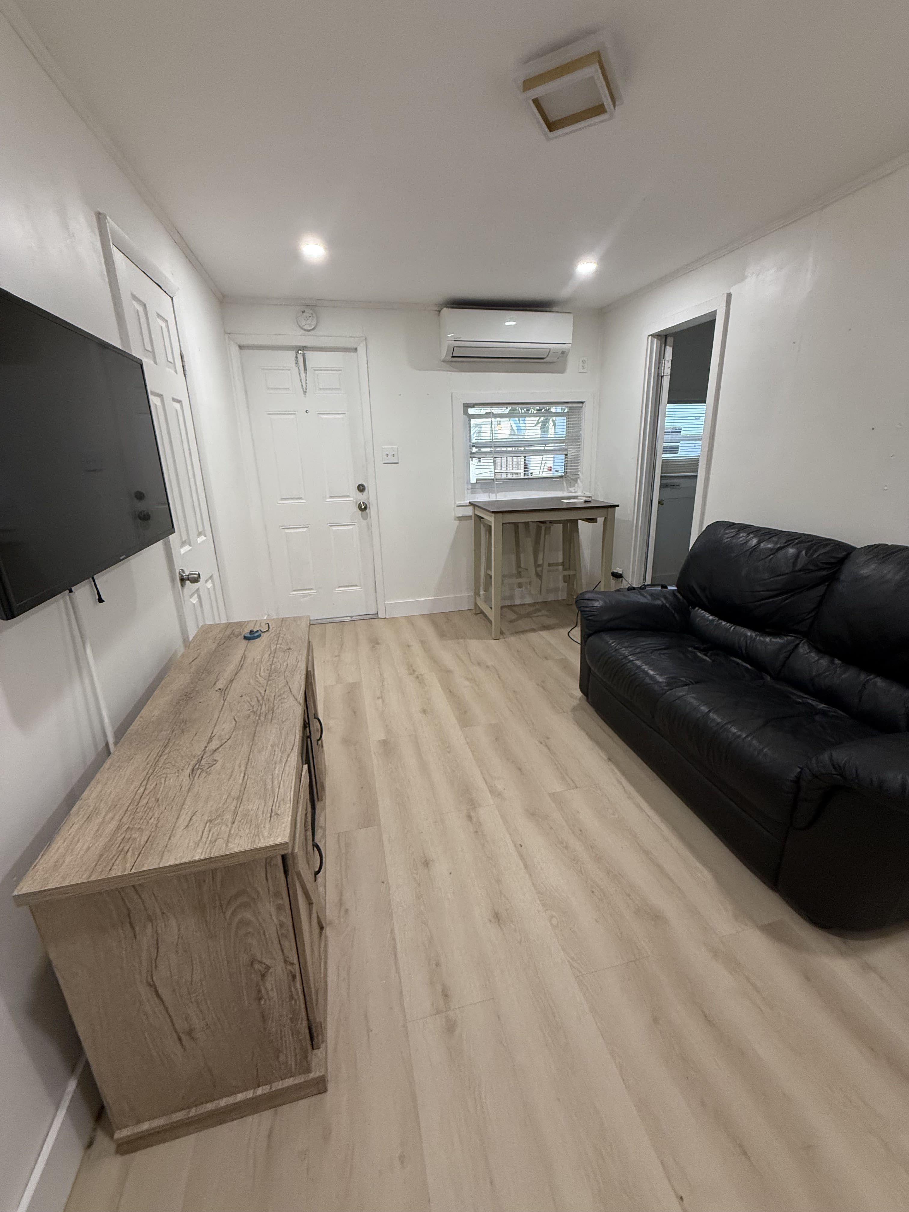 51 Southwest 13th Street – photo 4