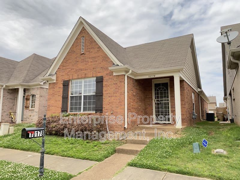 10178 Sterling Ridge Dr – photo 2