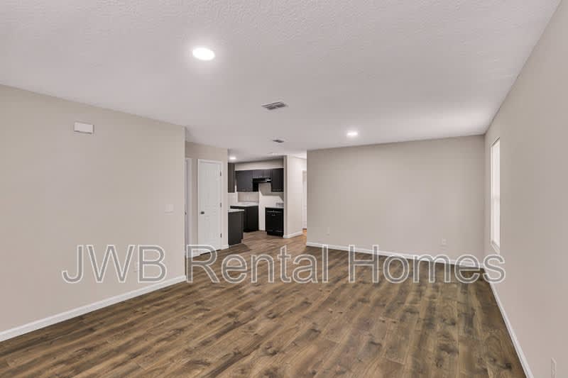 1159 21St St W – photo 3