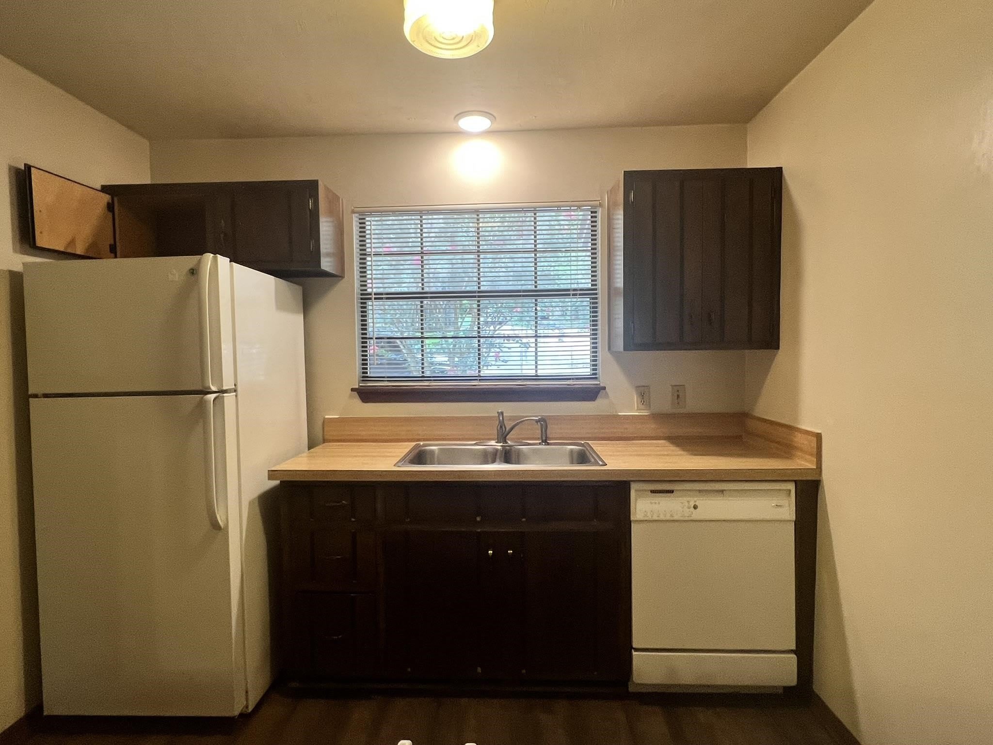 1598 Kay Avenue – photo 3