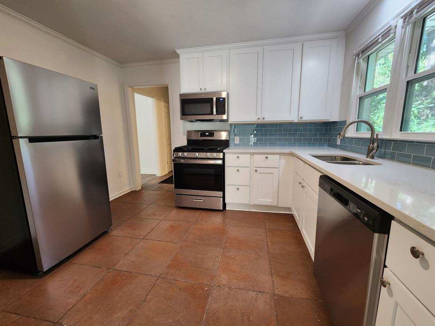 8612 Westwood Avenue – photo 2
