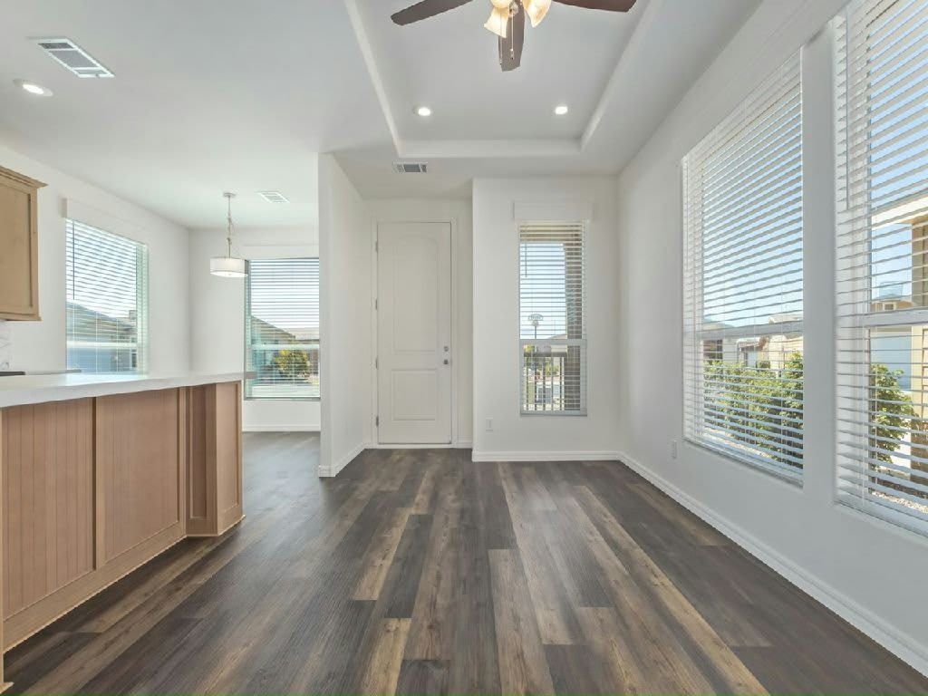 3301 S Goldfield Road – photo 5
