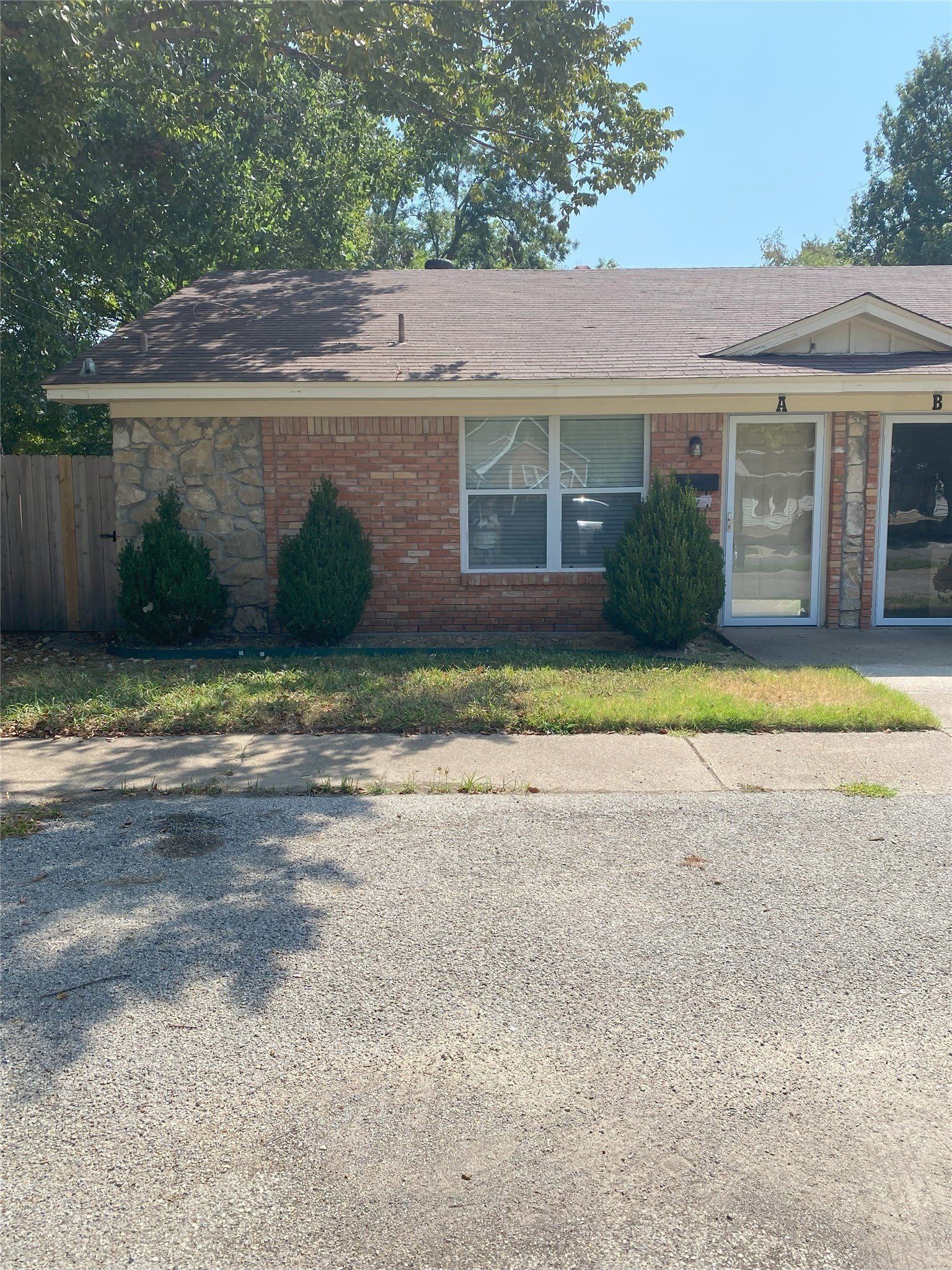 904 N Frances Street – photo 1
