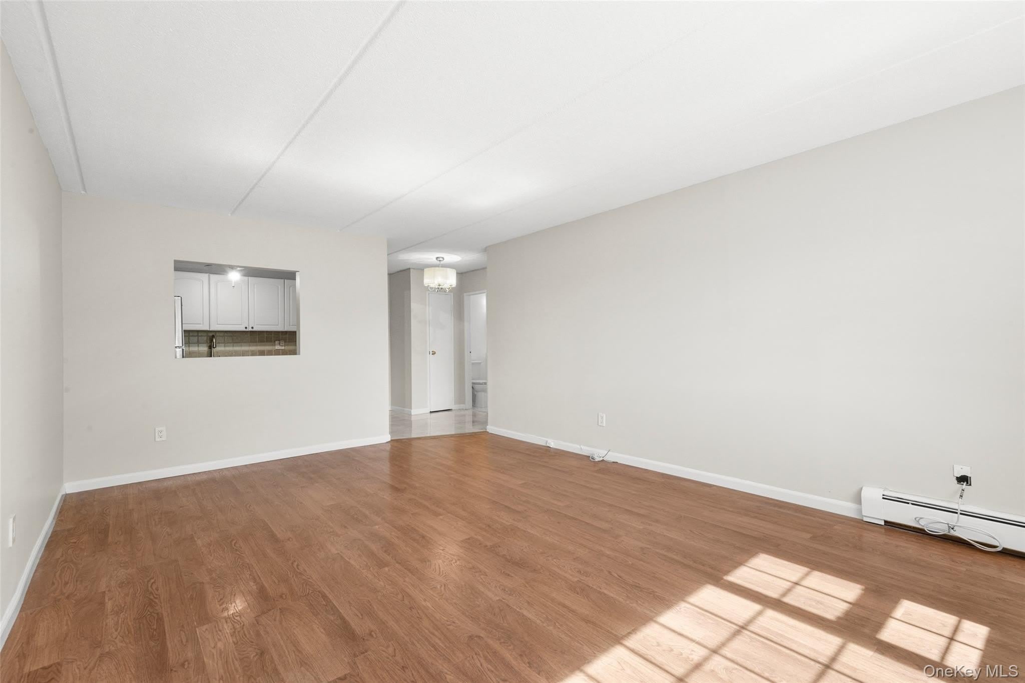 1 Consulate Drive – photo 5
