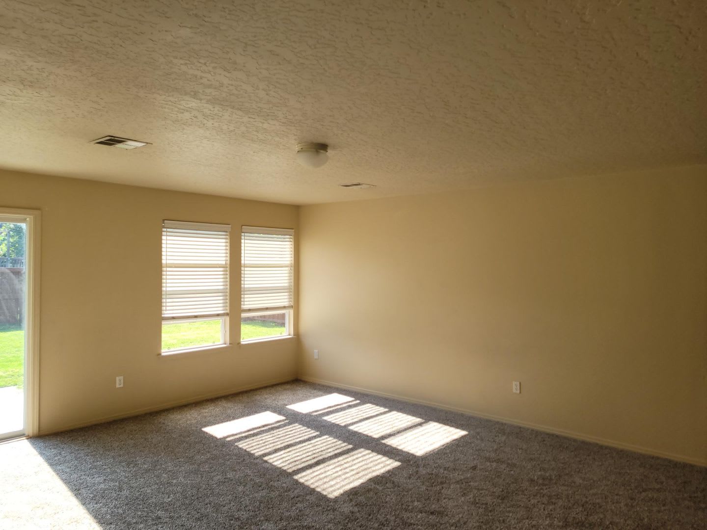 Great Home in Meridian Near Shopping! – photo 3