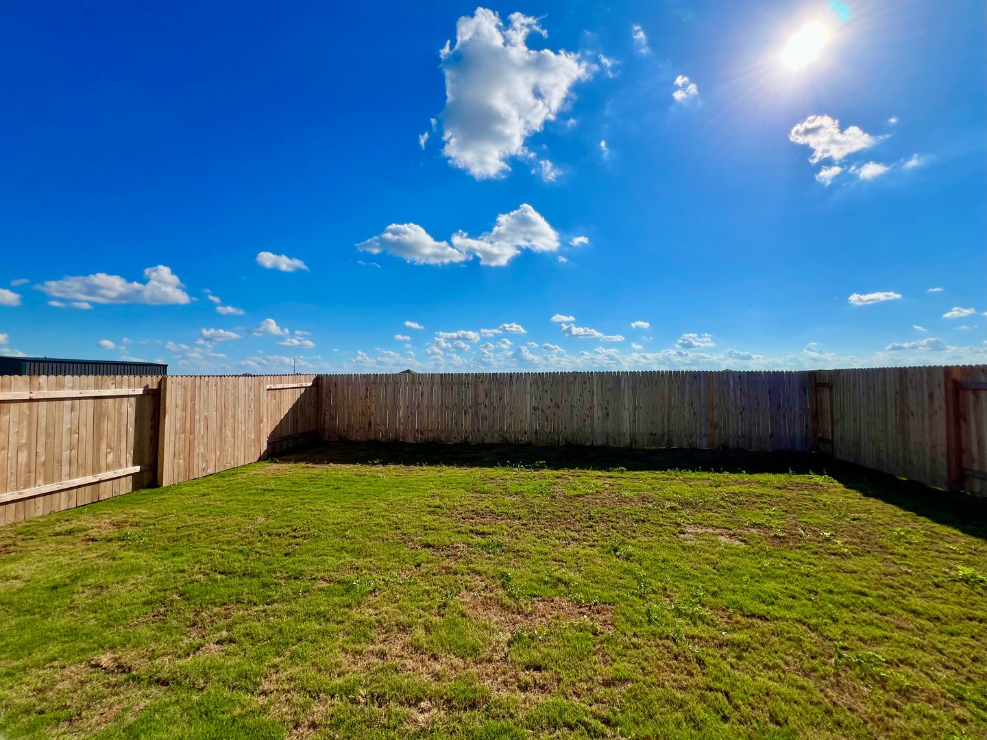 3 bedroom, 2 bath, 1 story home! – photo 2