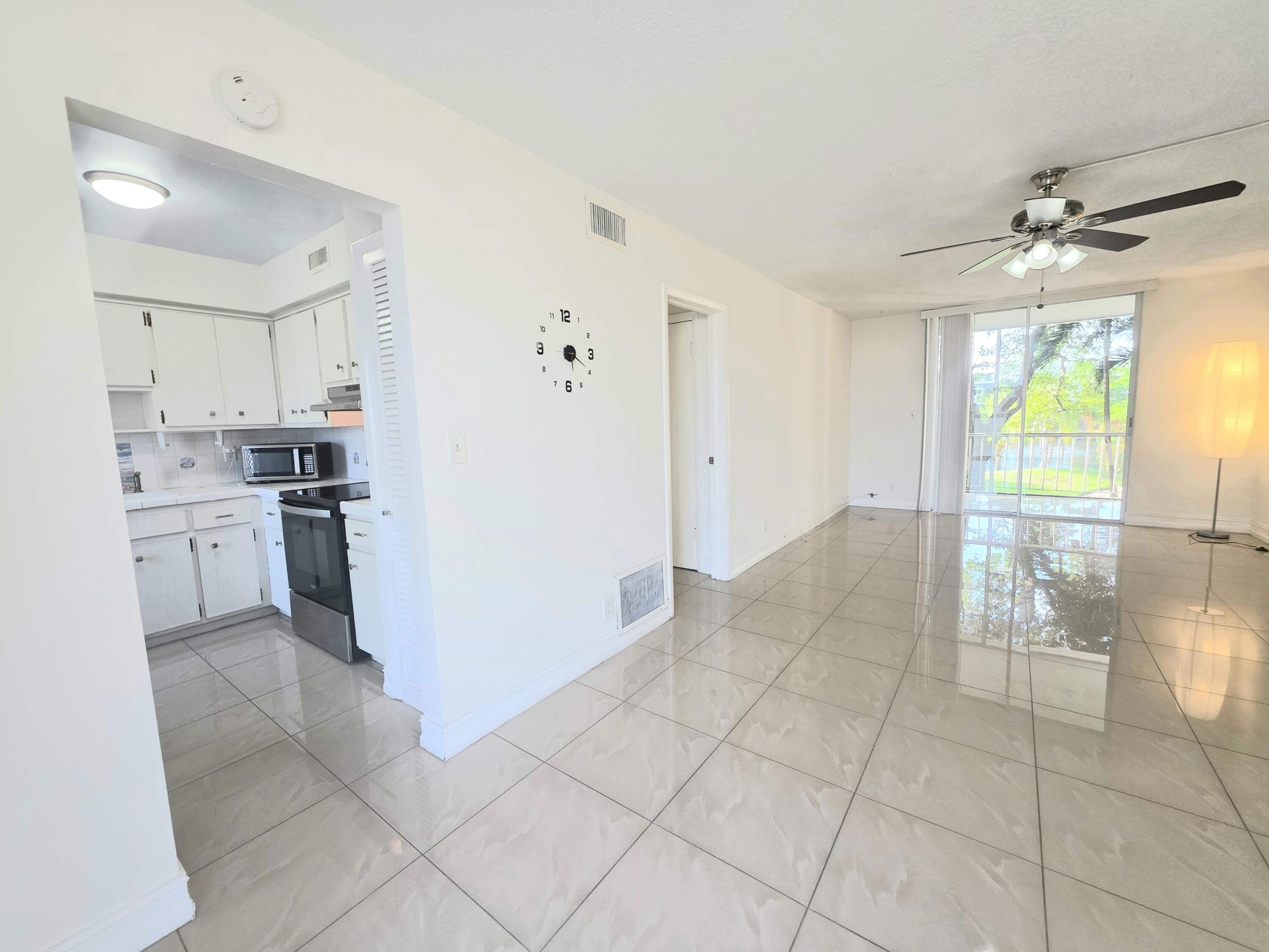 777 SE 2nd Avenue – photo 4