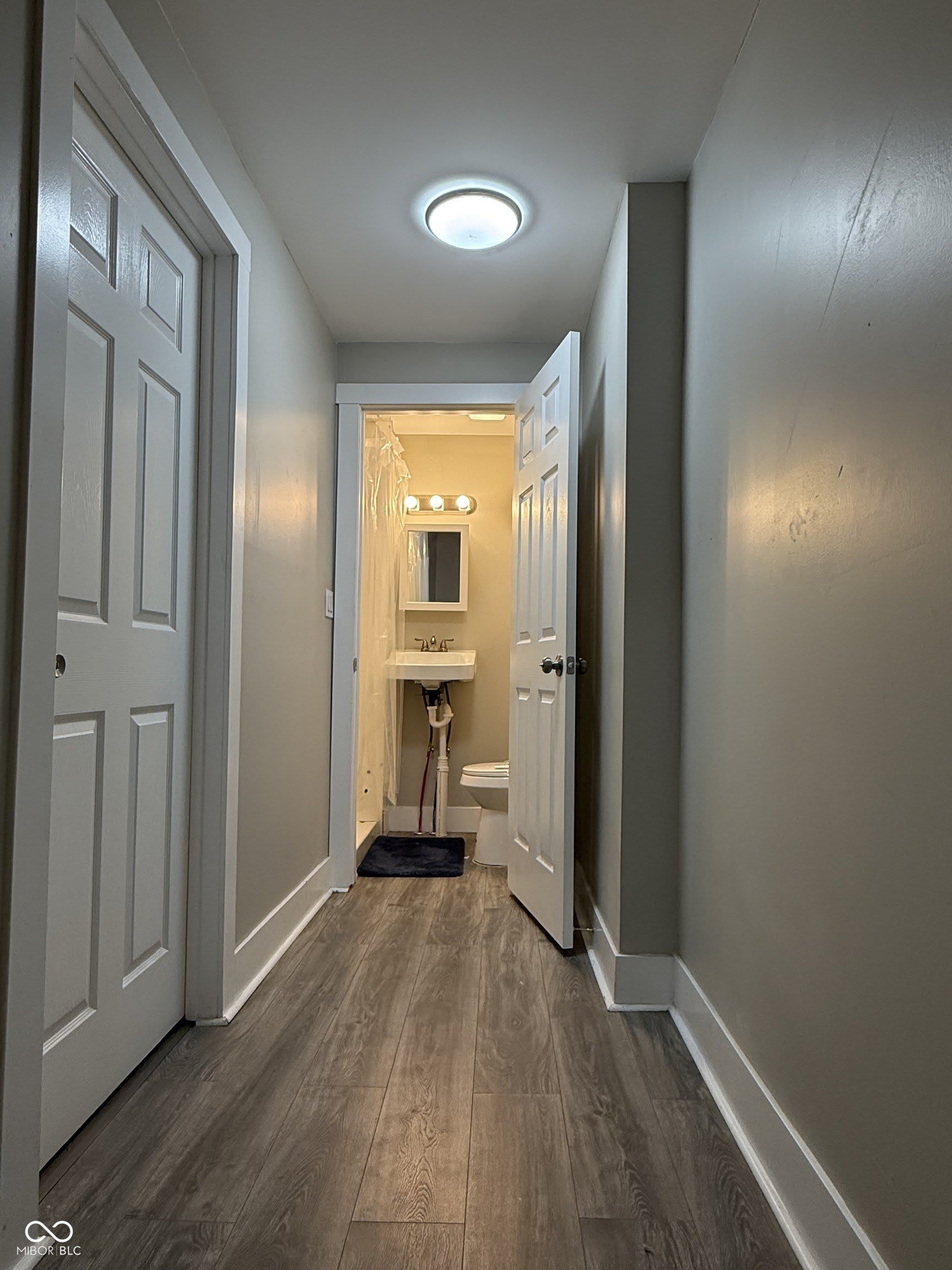 1341 N Gale Street – photo 4