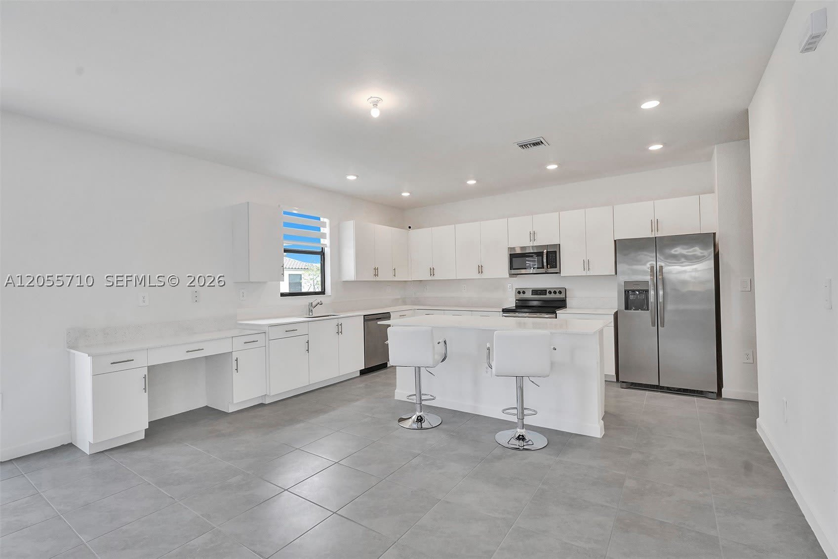 11904 SW 240th St – photo 4