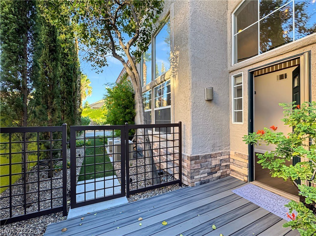 1352 Fox Acres Drive – photo 1