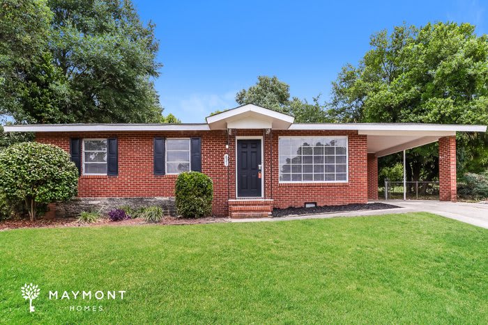 821 Hillside Drive – photo 1