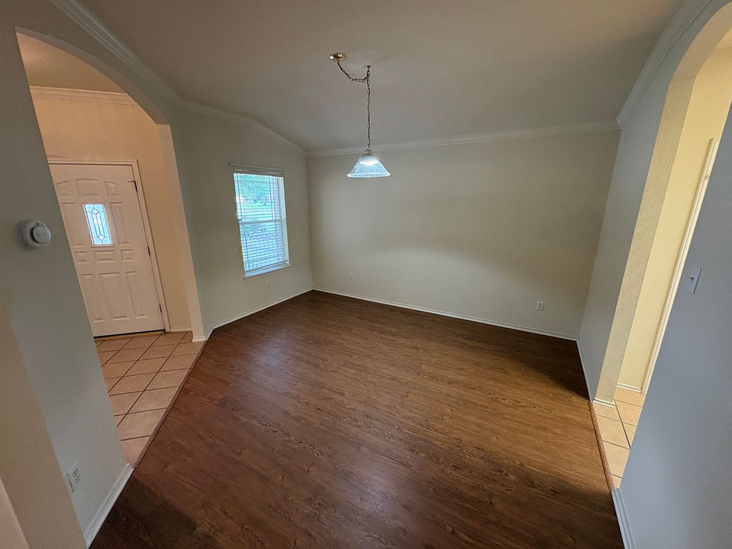 Great Home In Blockhouse Available Now – photo 3