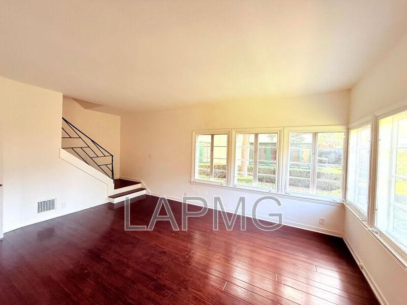 7660 Hollywood Boulevard – photo 4