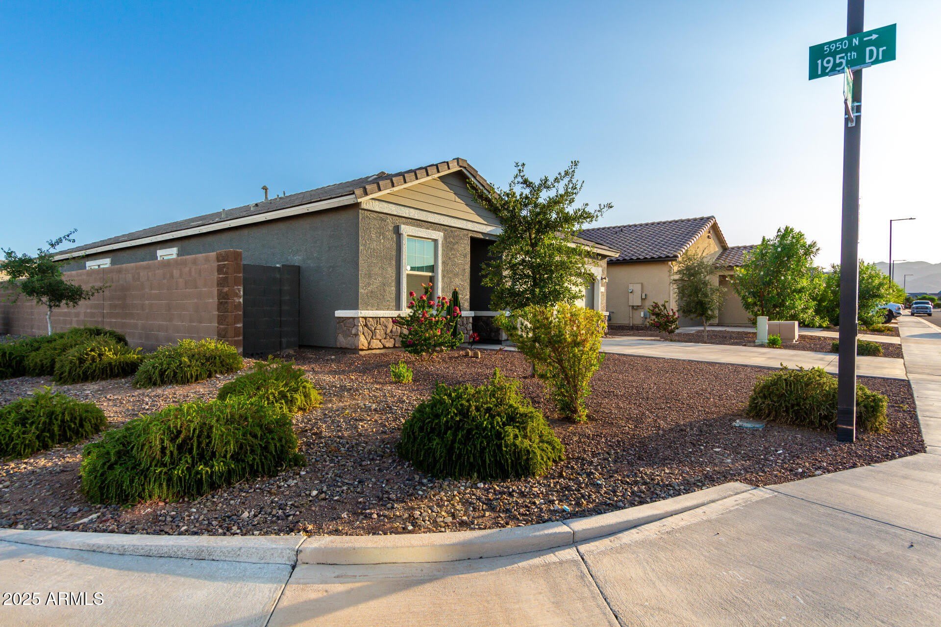 19531 W PALO VERDE Drive – photo 5