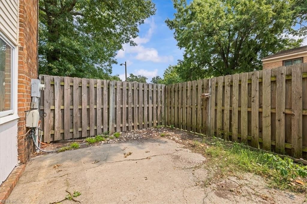 5021 Clairmont Court – photo 3