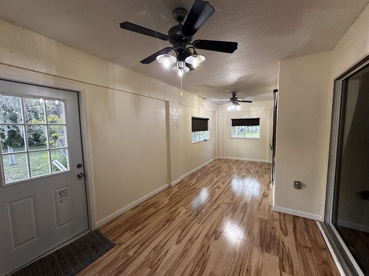 1465 Dewitt St – photo 5
