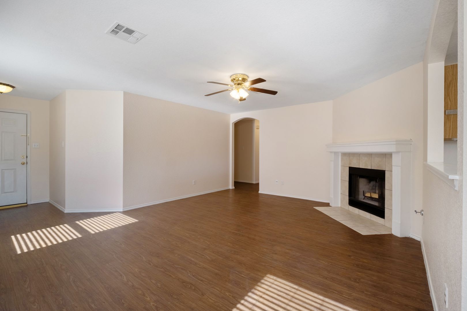 Delightful Convenient 3 Bedroom 2 Bath Home In Pflugerville – photo 5